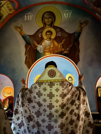 АФОН. Митрополит Олександр відправив Літургію в Іллінському скиті