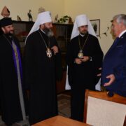 Митрополит Олександр вручив церковні нагороди військовослужбовцям