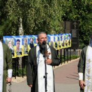 В Обухівці відкрили меморіал загиблим українським захисникам