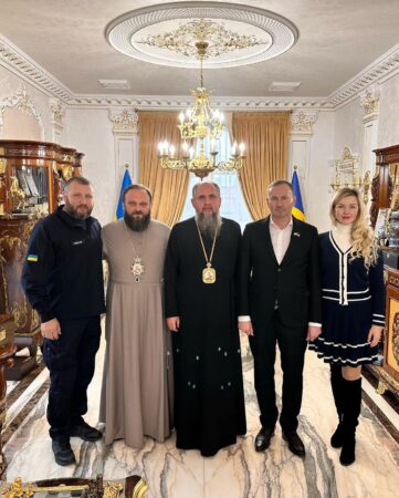 Урочиста зустріч Почесного консула Республіки Молдова у Хмельницькому та Предстоятеля Православної Церкви України