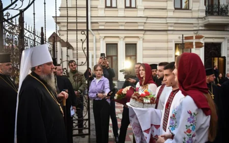 СПЕЦВИПУСК D1/Духовна підтримка та нагороди: Митрополит Епіфаній завершив візит до Дніпропетровщини