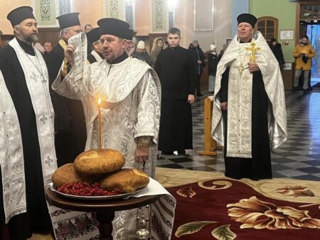 У Рівному вшанували пам’ять жертв Голодоморів