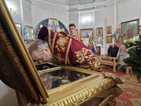 Митрополит Симеон очолив всенічне бдіння у Катерининському соборі Чернігова