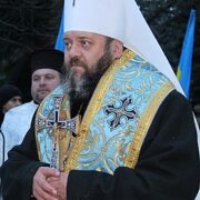 Молитва на Сході: Душевне звернення замерзлого та нескореного погодніми умовами воїна-захисника України