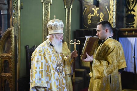 Патріарх Філарет звершив Божественну літургію у Володимирському соборі