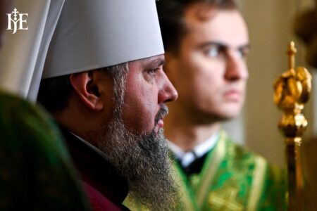Святкове Освячення: Митрополит Епіфаній в Полтаві з Новою Скульптурою