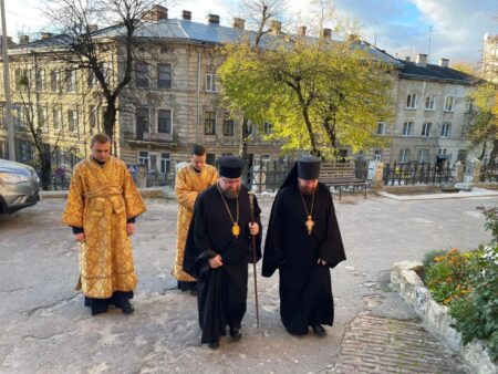 Історичне Освячення: Митрополит Димитрій освятив перший в Україні храм на честь святителя Рафаїла