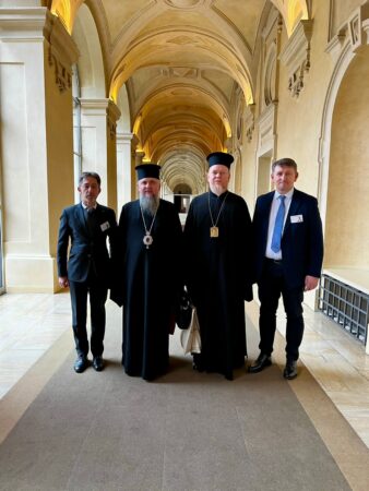 Український представник на міжнародній конференції: Митрополит Епіфаній в Празі