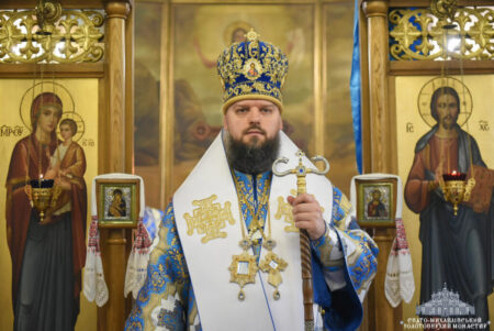 Святкова Літургія з нагоди Введення в храм Пресвятої Богородиці: Візит архієпископа Агапіта