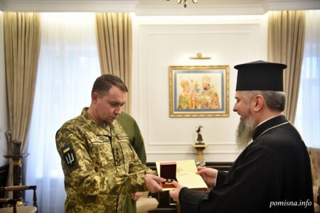 Духовний супровід та підтримка українських воїнів: Зустріч Предстоятеля УПЦ з військовими лідерами