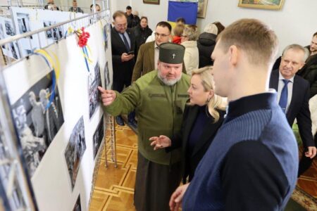 Архієпископ Митрофан відзначив мужність та солідарність Національного юридичного університету в період російської агресії
