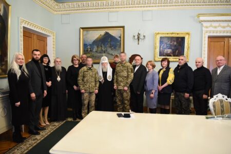 Святійший Патріарх Філарет Зустрівся із Військовослужбовцями та Волонтерами у День Збройних Сил України