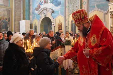 ВІДЕО/Проповідь Митрополита Михаїла Зінкевича: Важливість Віри у Підготовці до Різдвяного Святвечора 2023