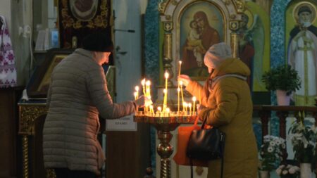 Новорічні зміни в різдвяних святкуваннях на Рівненщині: всі парафії ПЦУ переходять на новоюліанський календар