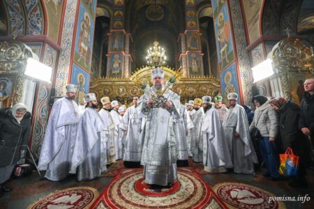 Різдвяна Літургія у Свято-Михайлівському Золотоверхому соборі: Вітання вірян та молитви за мир