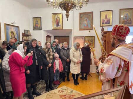 Свято Великомучениці Варвари: Божественна літургія у Свято-Варваринському монастирі м. Дубно