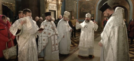 Різдвяна Служба в Храмі ХІ Століття: Святкування в Спасо-Преображенському соборі Чернігова