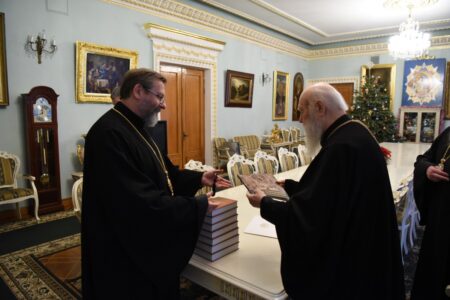 Зустріч Святійшого Патріарха Київського Філарета та Глави УГКЦ Блаженнішого Святослава: Обговорення Міжцерковних Спільностей та Російської Агресії