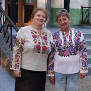 Українські Вірянки Вишивають Радість: Ялинкові Прикраси для Церкви Мучениць Віри, Надії, Любові та Софії