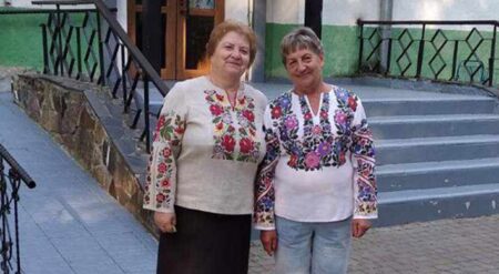 Українські Вірянки Вишивають Радість: Ялинкові Прикраси для Церкви Мучениць Віри, Надії, Любові та Софії