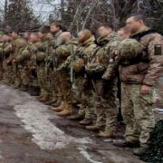 Серця Героїв та Душевна Сила: Захисники України та Роль Капеланів у Вшануванні