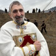 Іван Радевич: Від Парижа до Передової - Духовна Відданість та Братерство на Військовому Шляху
