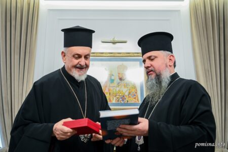 Митрополит Халкидонський Еммануїл: Духовне об’єднання в Києві на фоні російської агресії