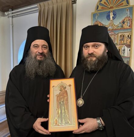 Візит архієпископа Павла до монастиря Пантократор: Зустріч і молитви за мир в Україні