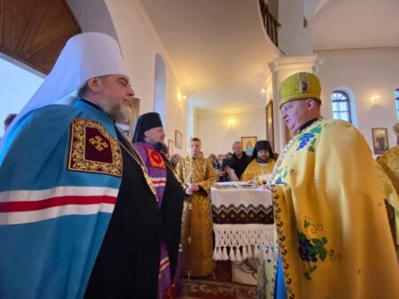 Божественна Літургія та Урочисте Представлення: Новий Етап Життя Української Православної Церкви (Православної Церкви України) в Кам’янець-Подільській Єпархії УПЦ (ПЦУ)