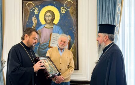 Митрополит Олександр вітає Митрополита Епіфанія з важливими ювілеями у Михайлівському Золотоверхому монастирі