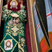 Онлайн-Духовність: Об'єднання вірян у молитві та пам'яті в часи війни
