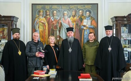 Зустріч Предстоятеля ПЦУ з делегацією Херсонщини: обговорення збереження культурних спадщин та соціальних ініціатив