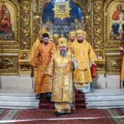 Митрополит Епіфаній очолив Божественну літургію у Свято-Михайлівському Золотоверхому соборі