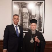 Молитовна підтримка та віра в життя вічне: спогади про померлих