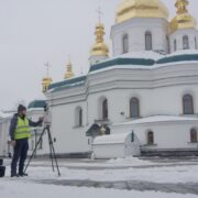 Ченці Свято-Воскресенського монастиря готують поля до посівної в Гурбах