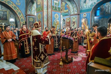 Блаженнійший Митрополит Епіфаній звершив Всенічне бдіння в Свято-Михайлівському соборі