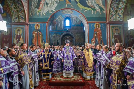 Блаженнійший Митрополит Епіфаній очолив Божественну літургію у Свято-Михайлівському Золотоверхому соборі