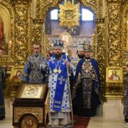 Вечірня перед святом: намісник Свято-Михайлівського монастиря очолив богослужіння у Михайлівському соборі