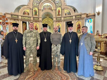 В Дніпровській єпархії ПЦУ вшанували пам’ять загиблих воїнів