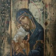 Виставка «Ікони на ящиках з-під набоїв»: мистецтво як сповідь життя та віри