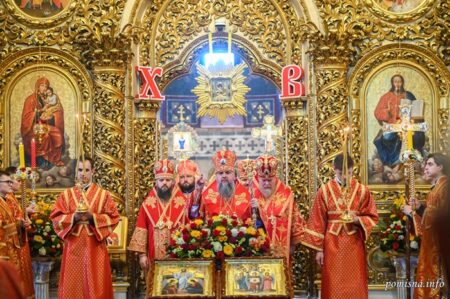 Митрополит Епіфаній звершив Всенічне бдіння у Свято-Михайлівському Золотоверхому соборі