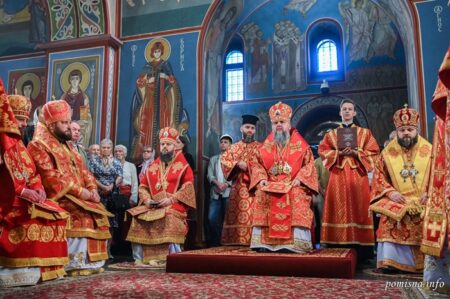 Урочисте богослужіння з нагоди 24-ї річниці відновлення Свято-Михайлівського Золотоверхого собору