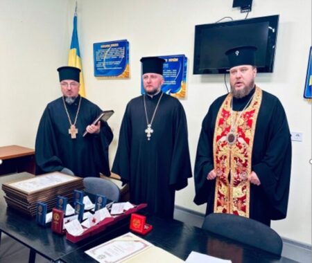 Митрополит Симеон відвідав військовослужбовців: молитва, нагороди та духовна підтримка