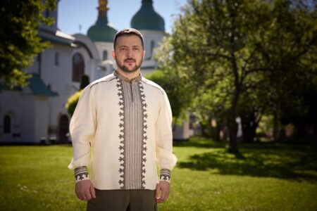 Привітання Президента України з Великоднем: символ перемоги над злом і спротиву у 802-й день війни