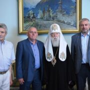 Зустріч Патріарха Філарета з представниками Київщини: визнання допомоги армії