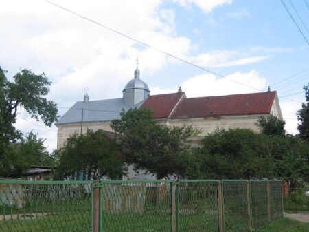 Пожежа у Великодедеркальському монастирі: руйнування та відсутність допомоги