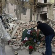 Ікона Богородиці «Троєручиця»: чудотворний образ з трьома руками