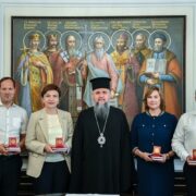 Випуск бакалаврів у Університеті митної справи та фінансів: благословення від Митрополита Симеона