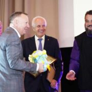У Києві вручили «Орден Святого Пантелеймона» медикам, які служать на фронті