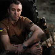Від храму до бою: історія сержанта-дяка Романа Журавля